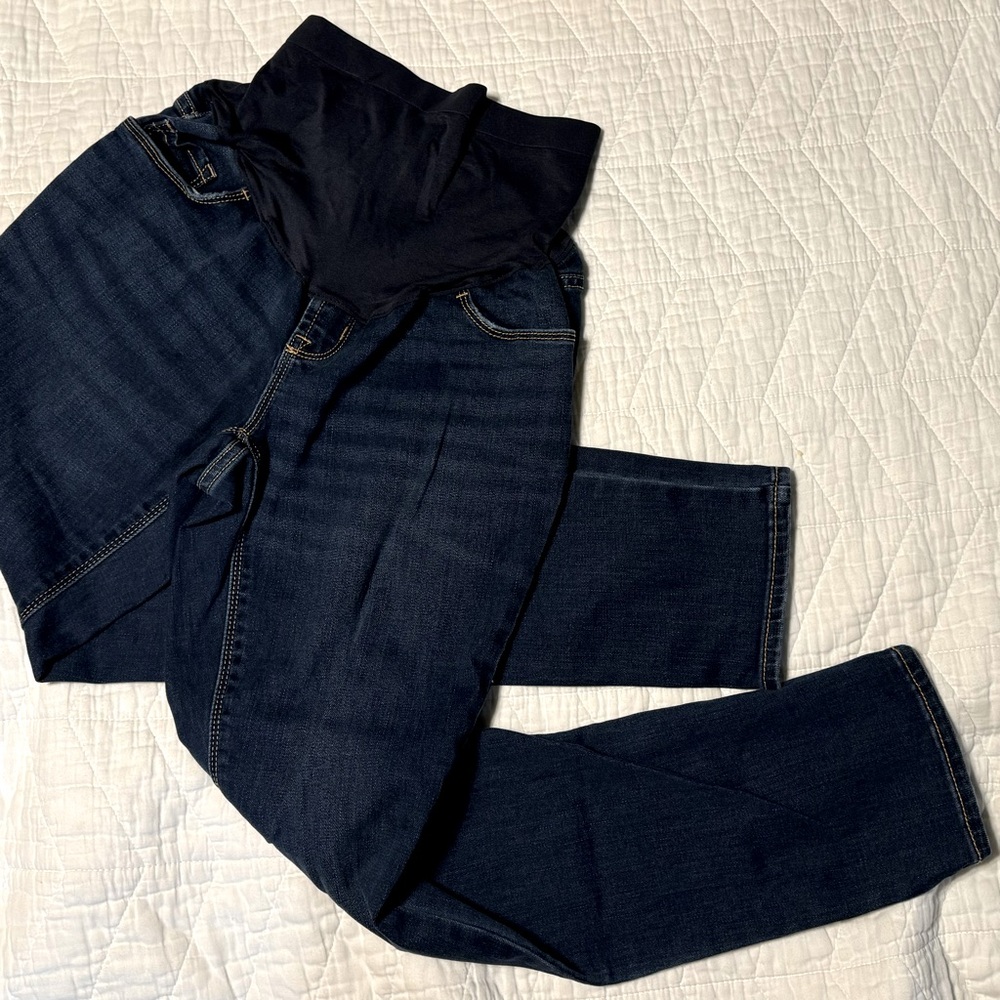 Maternity Full Panel Straight Leg Short sz 2